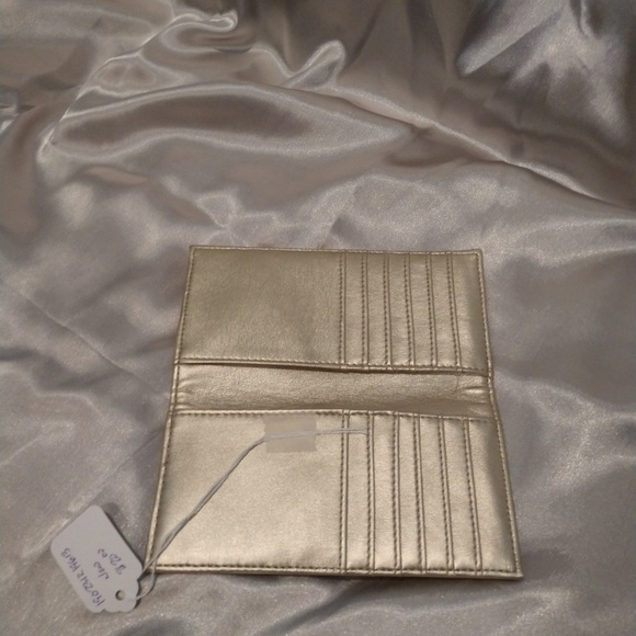 Wallet - Picture 3 of 3